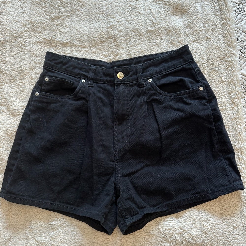 H&M Classic Black Women's Shorts